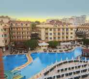 Swimming Pool 2 Grand Seker Hotel - All Inclusive