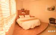 Kamar Tidur 6 Long Hong B&B