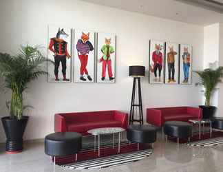 Lobby 2 Red Fox Hotel Sec 60 Gurugram A Unit of Fleur Hotels Pvt Ltd