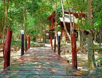 Luar Bangunan 2 Tree House Bungalows Resort