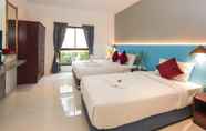 Kamar Tidur 5 Modern Resort at Naiyang