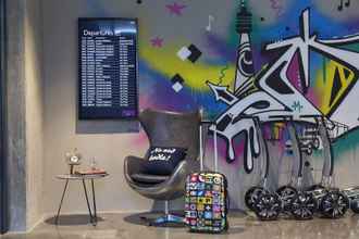 Lobby 4 MOXY Stuttgart Airport/Messe