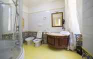 In-room Bathroom 6 B&B 'O Sole Mio