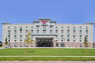 Exterior 4 Hampton Inn Omaha Airport