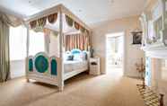 Kamar Tidur 5 Enchanted Manor