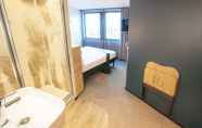 Bedroom 6 ibis Styles Paris 16 Boulogne