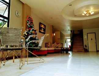 Lobi 2 Aica Suites & Pension House