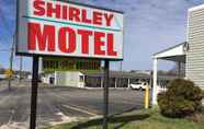 ภายนอกอาคาร 2 Shirley Motel