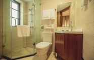 In-room Bathroom 4 Blossom hotel in kunming