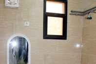 ห้องน้ำภายในห้อง Al Eairy Furnished Apartments Qassim 1