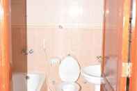 In-room Bathroom Al Eairy Furnished Apts Al Madinah 14