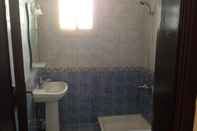 In-room Bathroom Al Eairy Furnished Apartments Tabuk 3