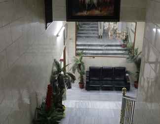 Lobby 2 Al Eairy Furnished Apartments Al Baha 3