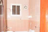 In-room Bathroom Al Eairy Furnished apt Al Madinah 1