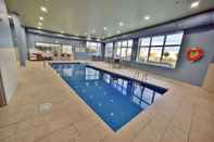 Swimming Pool Holiday Inn Express & Suites - Gatineau - Ottawa, an IHG Hotel