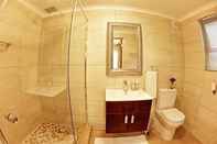 In-room Bathroom Lavenders At Constantia Guest