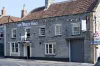 Exterior The White Hart Somerton