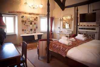 Bedroom 4 The White Hart Somerton