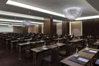 Functional Hall Radisson Blu Hotel Dubai Waterfront