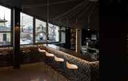 Bar, Kafe dan Lounge 6 Hotel Pompaelo Urban Spa
