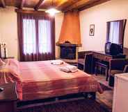 Kamar Tidur 7 Guesthouse Teloni