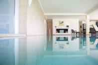 Swimming Pool Lundenbergsand Hotel und Spa