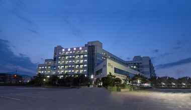 Exterior 4 Ocean to you Resort Sokcho Seorak Beach Hotel and condo