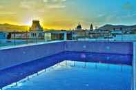 Swimming Pool La Laguna Gran Hotel