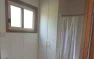 In-room Bathroom 3 Euroa Caravan Park