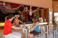 Bar, Cafe and Lounge Azureva Saint Cyprien