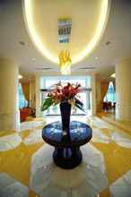 Lobby 4 Monaco Hotel