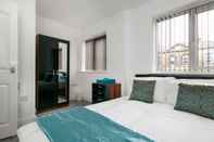 Bedroom Bluestone Apartments - Richmond