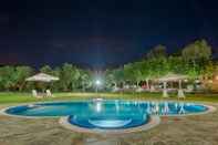 Swimming Pool Hotel Rural LIVVO Maipez