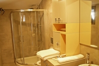 In-room Bathroom Vip Concept Ada Residence - Adults Only