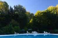 Swimming Pool L'Etang des Reynats