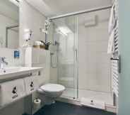 In-room Bathroom 2 Hotel Restaurant Elite Visp