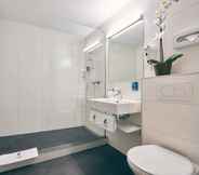 In-room Bathroom 3 Hotel Restaurant Elite Visp