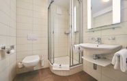 In-room Bathroom 7 Hotel Restaurant Elite Visp