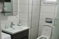 In-room Bathroom Pembe Villa Alacati