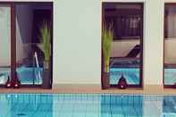 Kolam Renang DAS AUNHAMER Suite & Spa Hotel - Adults Only