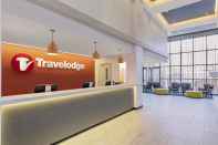 Lobby Travelodge Hotel Sydney Airport