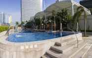 สระว่ายน้ำ 4 Shangri-La Residences at the Fort, Manila