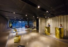 Lobby 4 The Grove Design Hotel