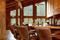 Bar, Kafe, dan Lounge Highlands Ranch Resort