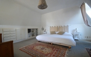 Bedroom 2 Château de la Roque