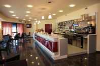 Quầy bar, cafe và phòng lounge Hotel Torre del Duca