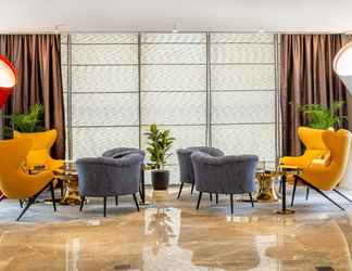 Lobi 2 Mercure Hotel Apartments Dubai Barsha Heights