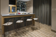 Bar, Cafe and Lounge SpringHill Suites by Marriott Kansas City Lenexa City Center