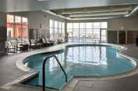 Swimming Pool Residence Inn by Marriott New York Long Island East End