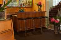 Quầy bar, cafe và phòng lounge Easy Stay by Hotel La Perla
